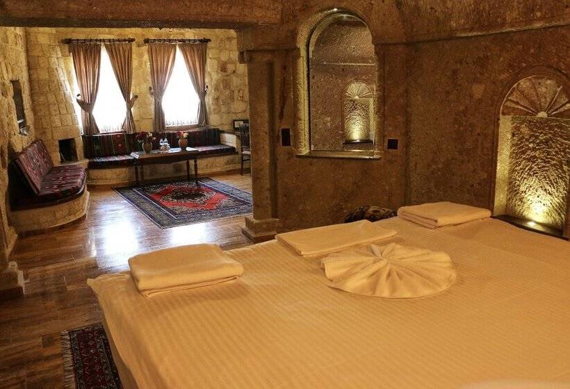 سوییت لوکس, Kemerhan Cave Suites
