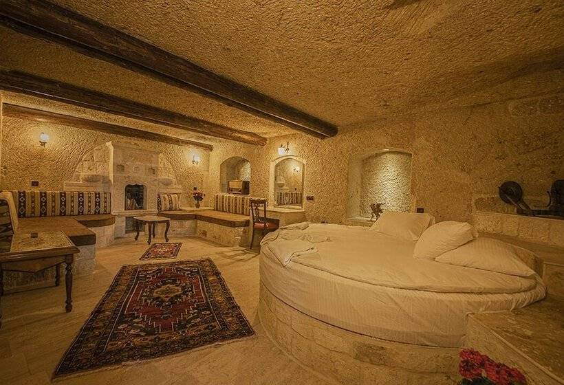 سوییت لوکس, Kemerhan Cave Suites