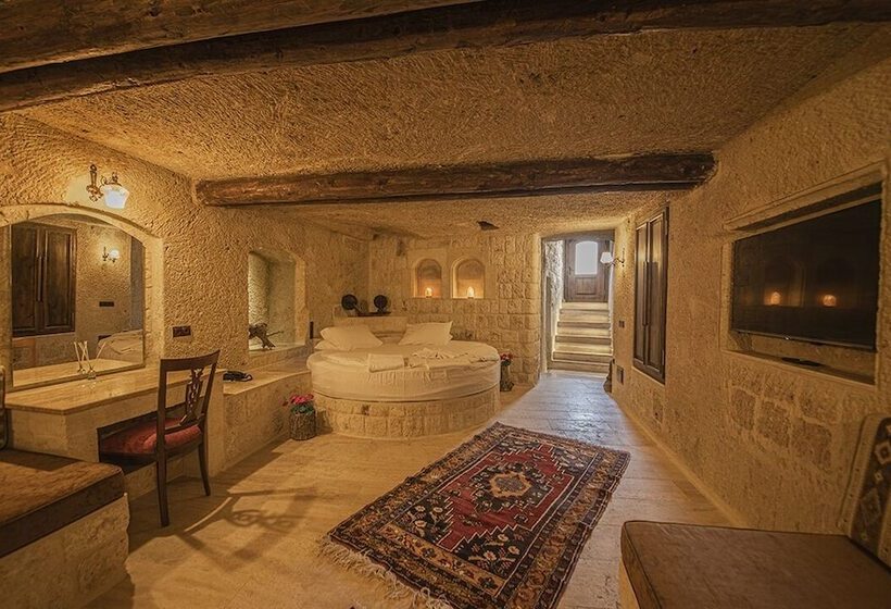 سوییت لوکس, Kemerhan Cave Suites