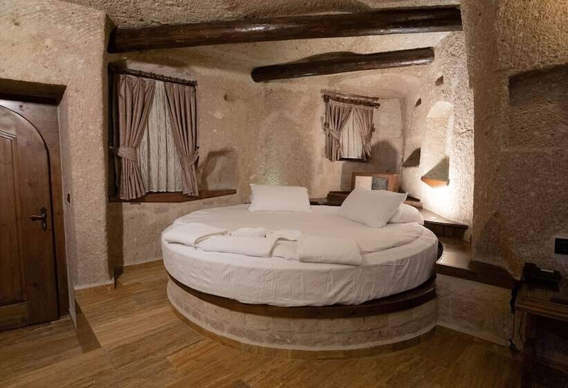 سوییت لوکس, Kemerhan Cave Suites