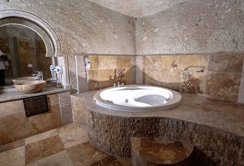 اتاق لوکس, Kemerhan Cave Suites