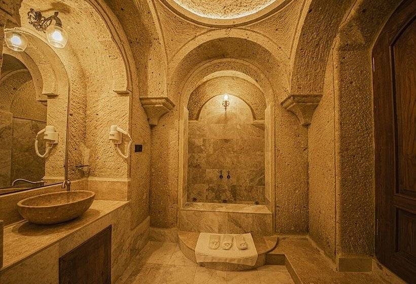 سوئیت پریمیوم, Kemerhan Cave Suites