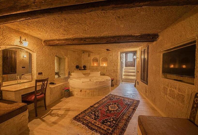 سوییت لوکس, Kemerhan Cave Suites