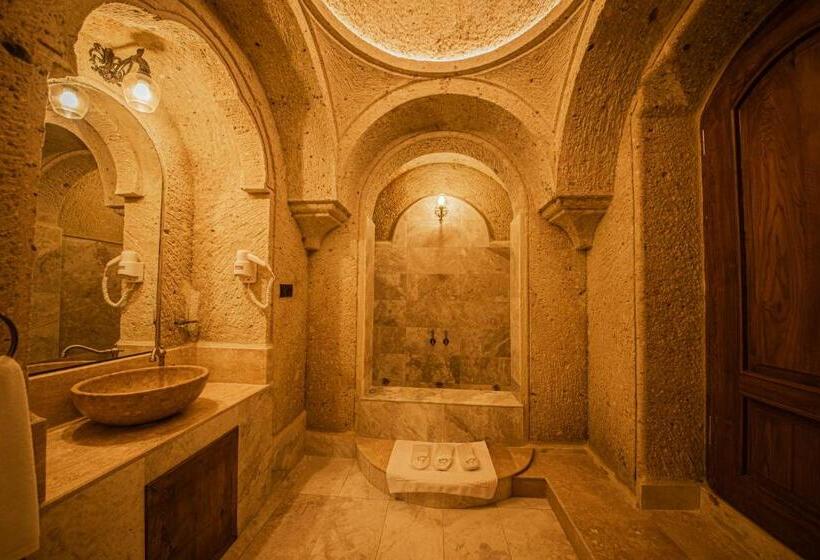 Люкс Премиум, Kemerhan Cave Suites