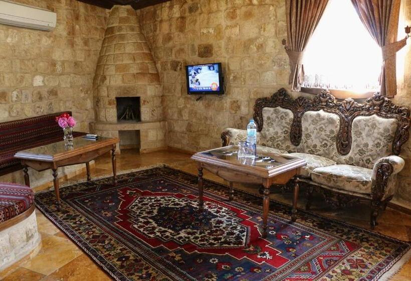 سوئیت پریمیوم, Kemerhan Cave Suites