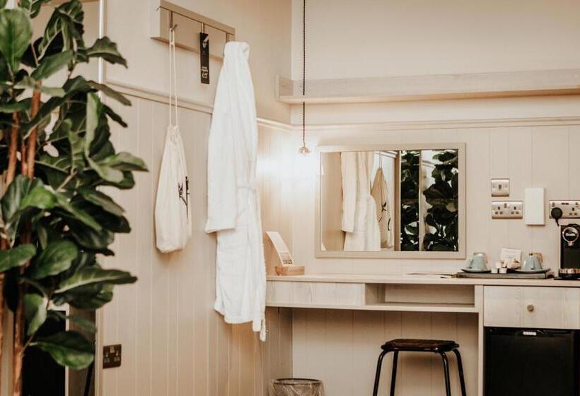 غرفة سوبيريور, Saint Pauls House