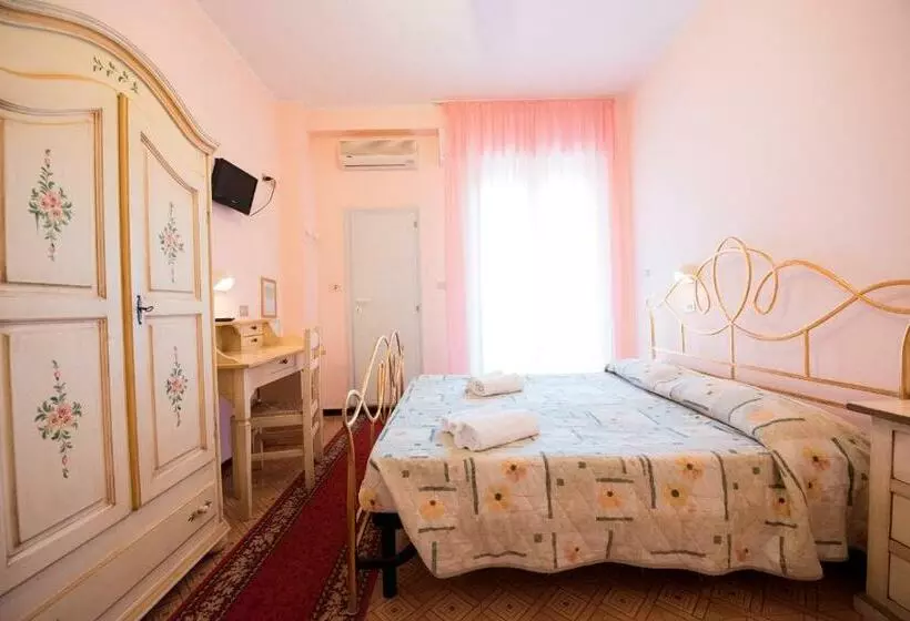 Standard Kolmen Hengen Huone, Settebello B&b