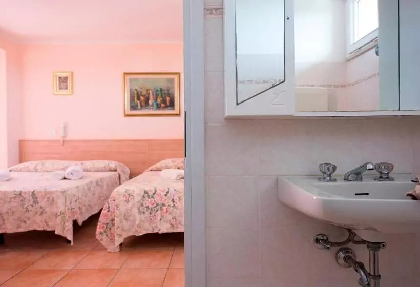 Standard Kolmen Hengen Huone, Settebello B&b