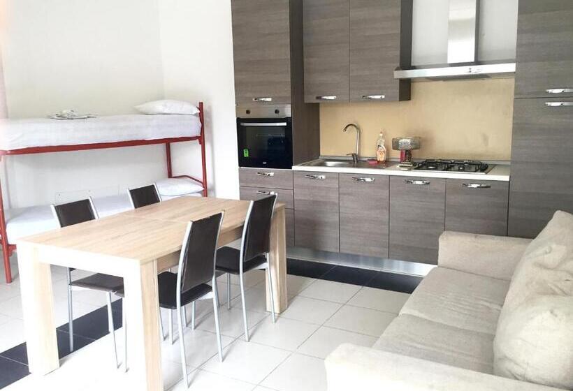 带1个卧室带泳池的公寓, Settebello B&b