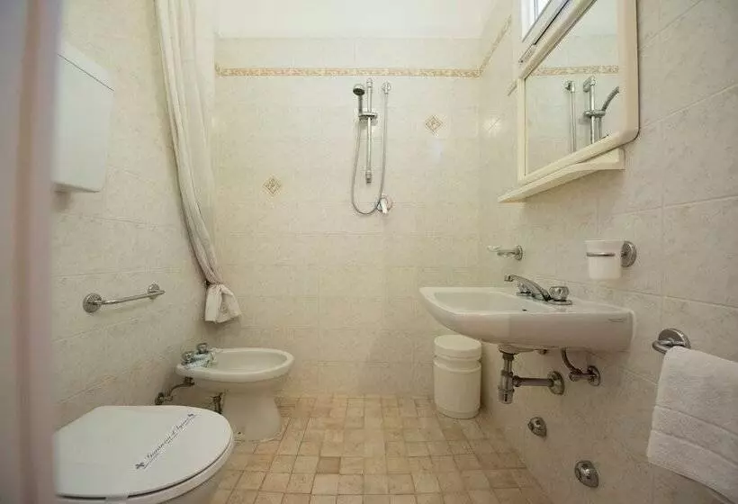 Standard Yhden Hengen Huone, Settebello B&b