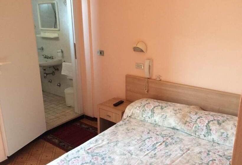 标准单人间, Settebello B&b