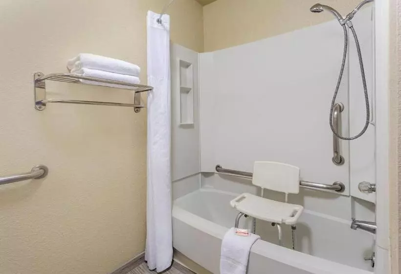 スイート, Silverstone Inn & Suites Spokane Valley