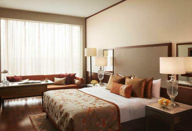 اتاق لوکس با تخت بزرگ, Taj Bangalore