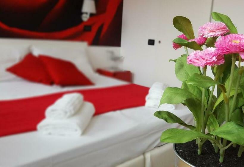 Номер Стандарт, Lake Garda Hostel