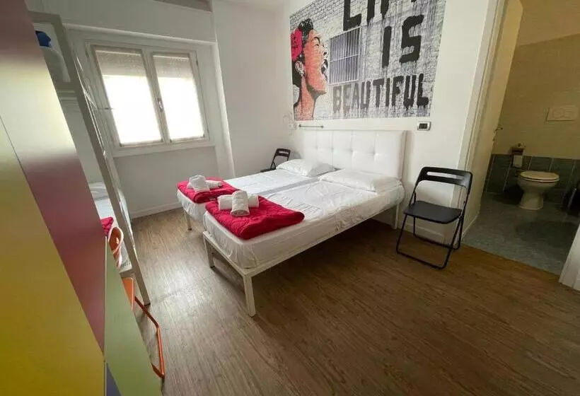 ファミリールーム, Lake Garda Hostel