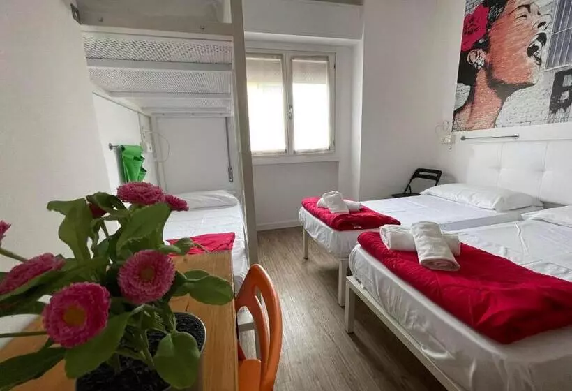 ファミリールーム, Lake Garda Hostel