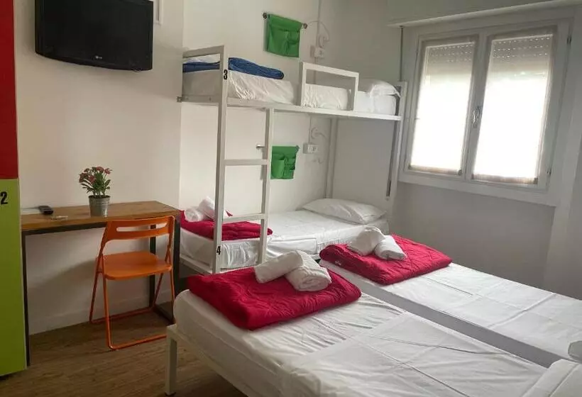 ファミリールーム, Lake Garda Hostel