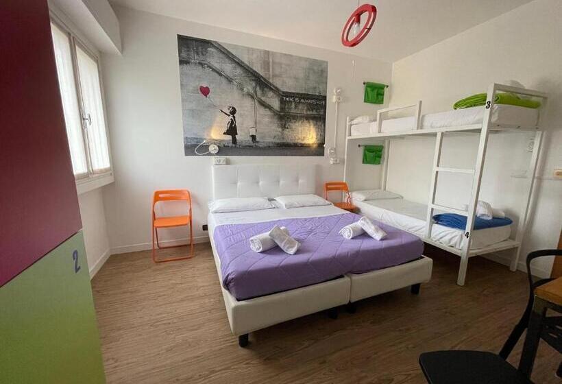Семейный Номер, Lake Garda Hostel