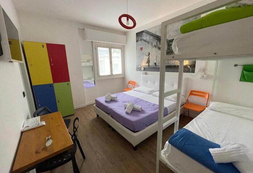 Семейный Номер, Lake Garda Hostel