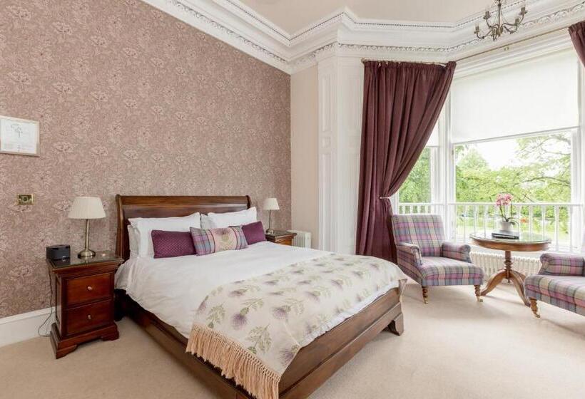 Номер Superior, Victoria Square & The Orangery