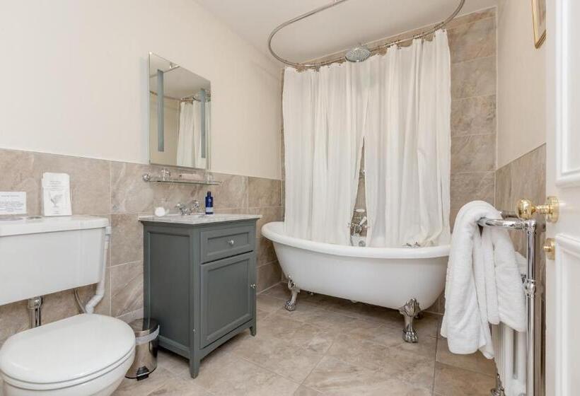 Номер Superior, Victoria Square & The Orangery