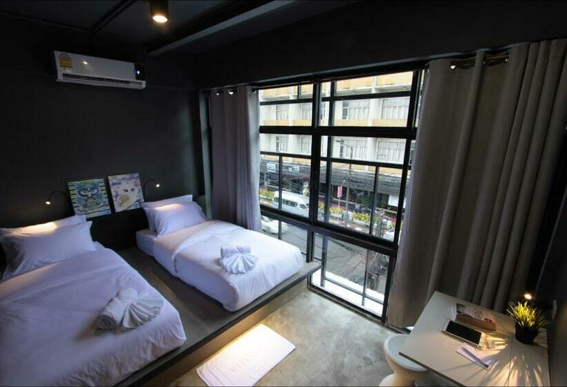 스탠다드 룸 공동 욕실, Fulfill Phuket   Sha