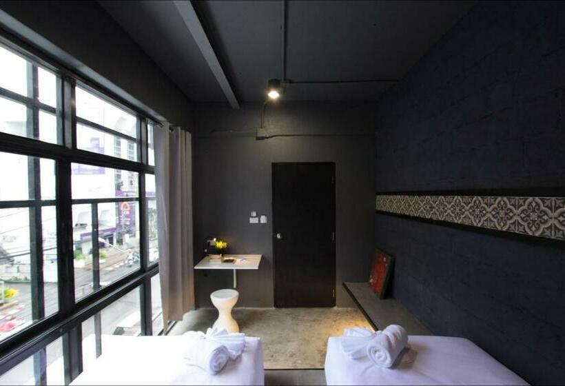 اتاق استاندارد با سرویس بهداشتی مشترک, Fulfill Phuket   Sha