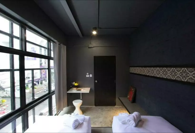 اتاق استاندارد با سرویس بهداشتی مشترک, Fulfill Phuket   Sha