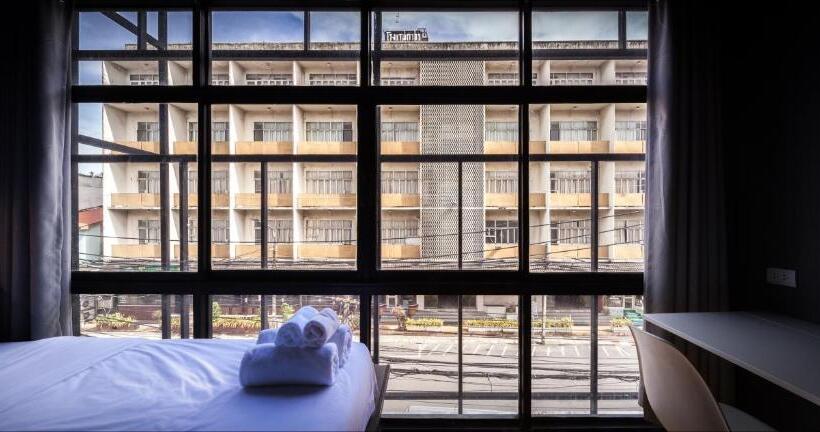 스탠다드 룸 공동 욕실, Fulfill Phuket   Sha