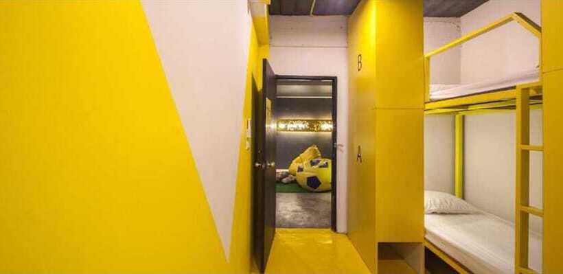 스탠다드 4인용 룸 공용 욕실, Fulfill Phuket   Sha