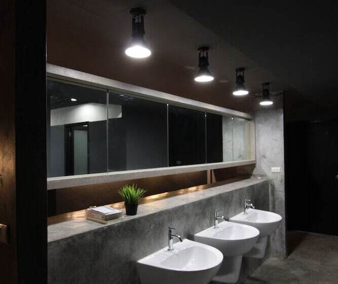 스탠다드 룸 공동 욕실, Fulfill Phuket   Sha