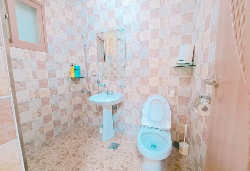 Apartament Deluxe 3 Dormitoris, Gillime Pension