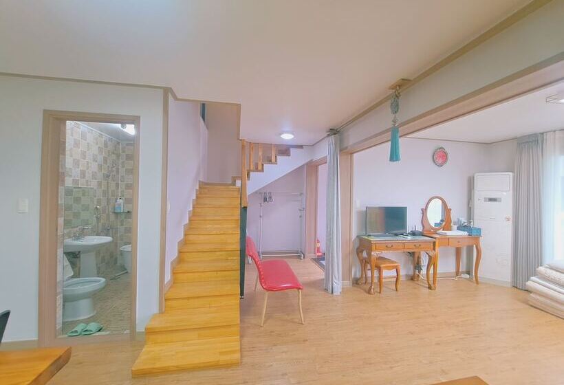 Apartament Dúplex 1 Dormitori, Gillime Pension