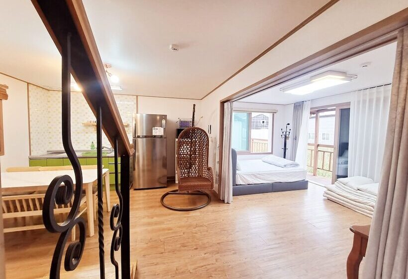 Apartament Dúplex 1 Dormitori, Gillime Pension