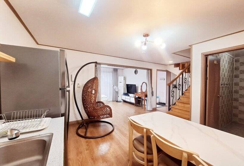 Apartament Dúplex 1 Dormitori, Gillime Pension