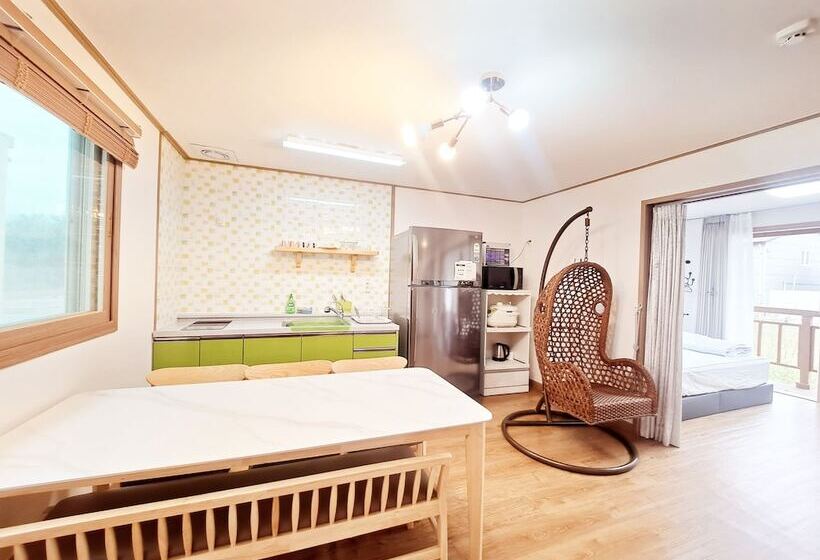 Apartament Dúplex 1 Dormitori, Gillime Pension