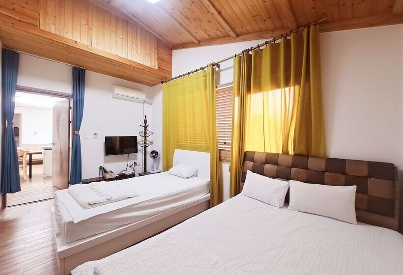 Apartament Deluxe 3 Dormitoris, Gillime Pension