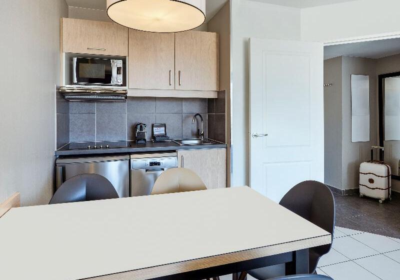 스탠다드 룸 공동 욕실, Fulfill Phuket   Sha