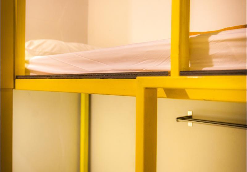 스탠다드 4인용 룸 공용 욕실, Fulfill Phuket   Sha