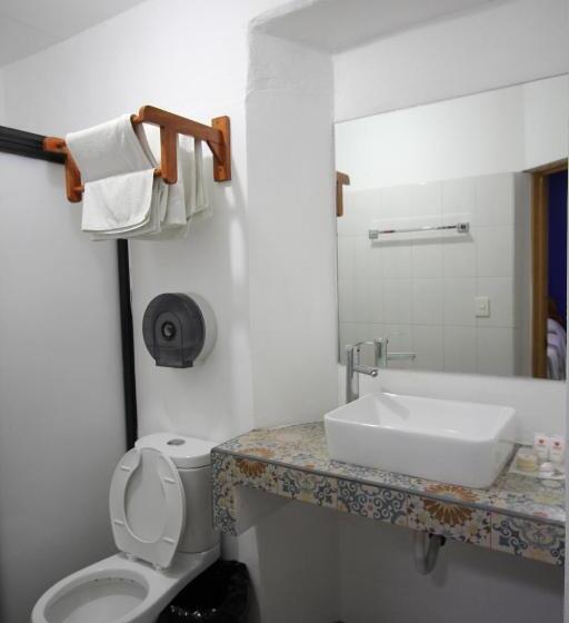 غرفه قياسيه سريرين مزدوجين, Anua Oaxaca