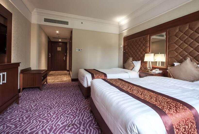 اتاق سوپریور, Army