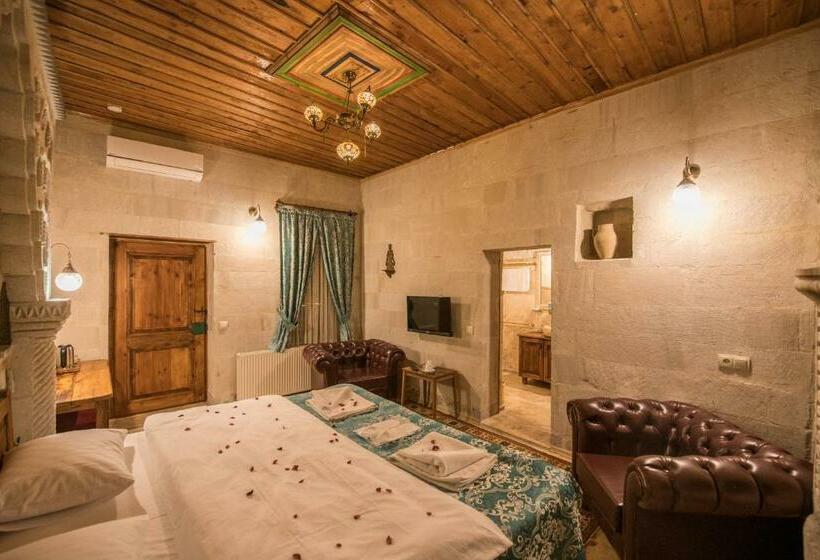 اتاق لوکس با وان آب گرم, Charming Cave