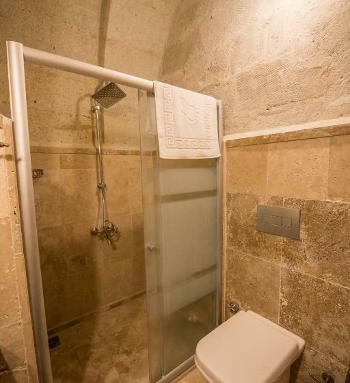 اتاق استاندارد, Charming Cave