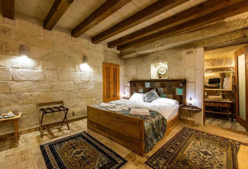 اتاق سوپریور, Charming Cave