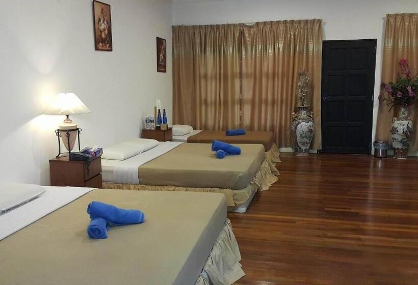 جناح جونيور, Crystal Hill R