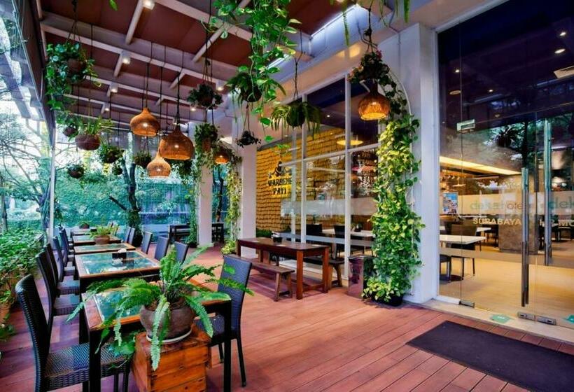 חדר סטנדרט עם מיטת קומתיים, Deka Hotel Surabaya Hr Muhammad