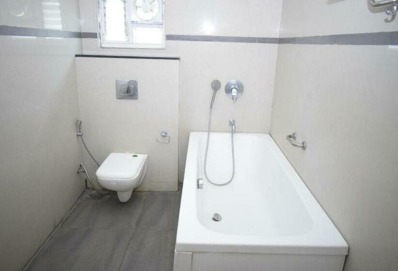 Deluxe Suite met Kingsize Bed, Golden Castle