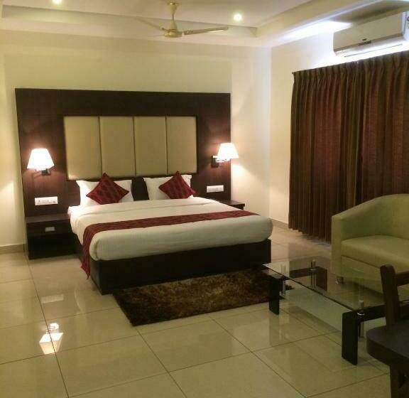 Deluxe Suite met Kingsize Bed, Golden Castle