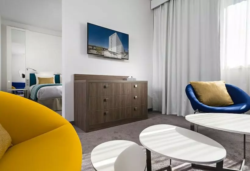 ジュニアスイート, Golden Tulip Marseille Euromed
