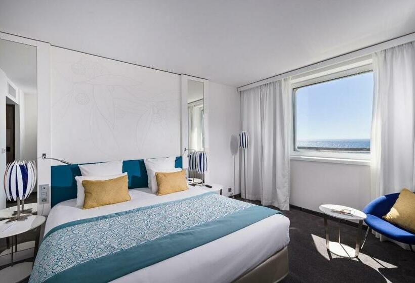 سوئیت اجرایی با چشمانداز دریا, Golden Tulip Marseille Euromed